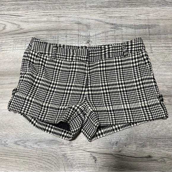 Women's Black and White Houndstooth Shorts - Picture 1 of 4
